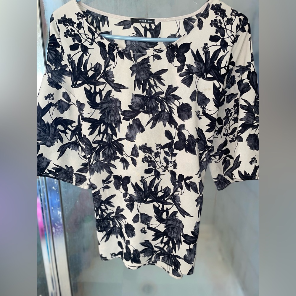 Black and White Floral Blouse with tie in back